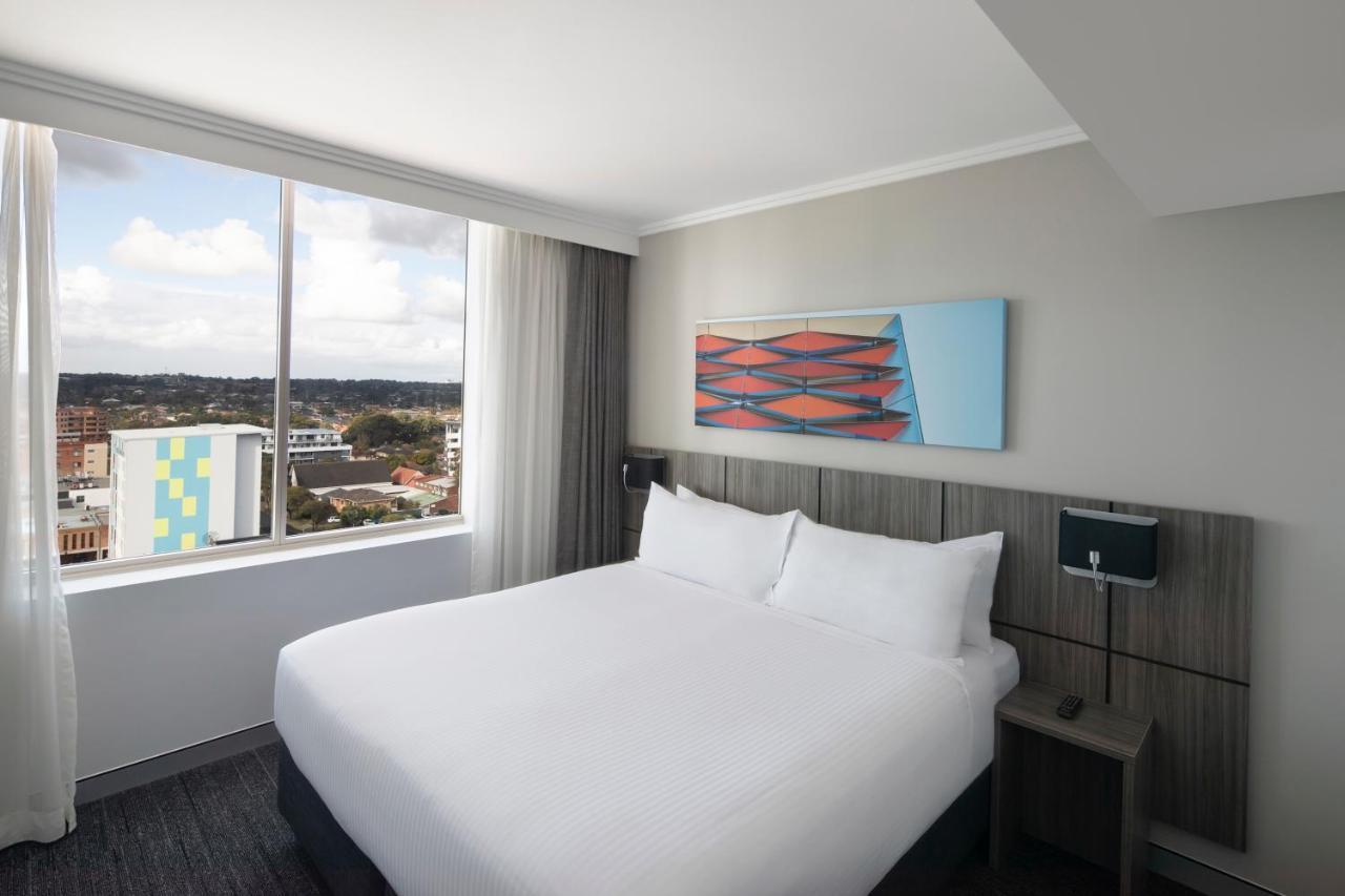 Mercure Sydney Bankstown Eksteriør bilde