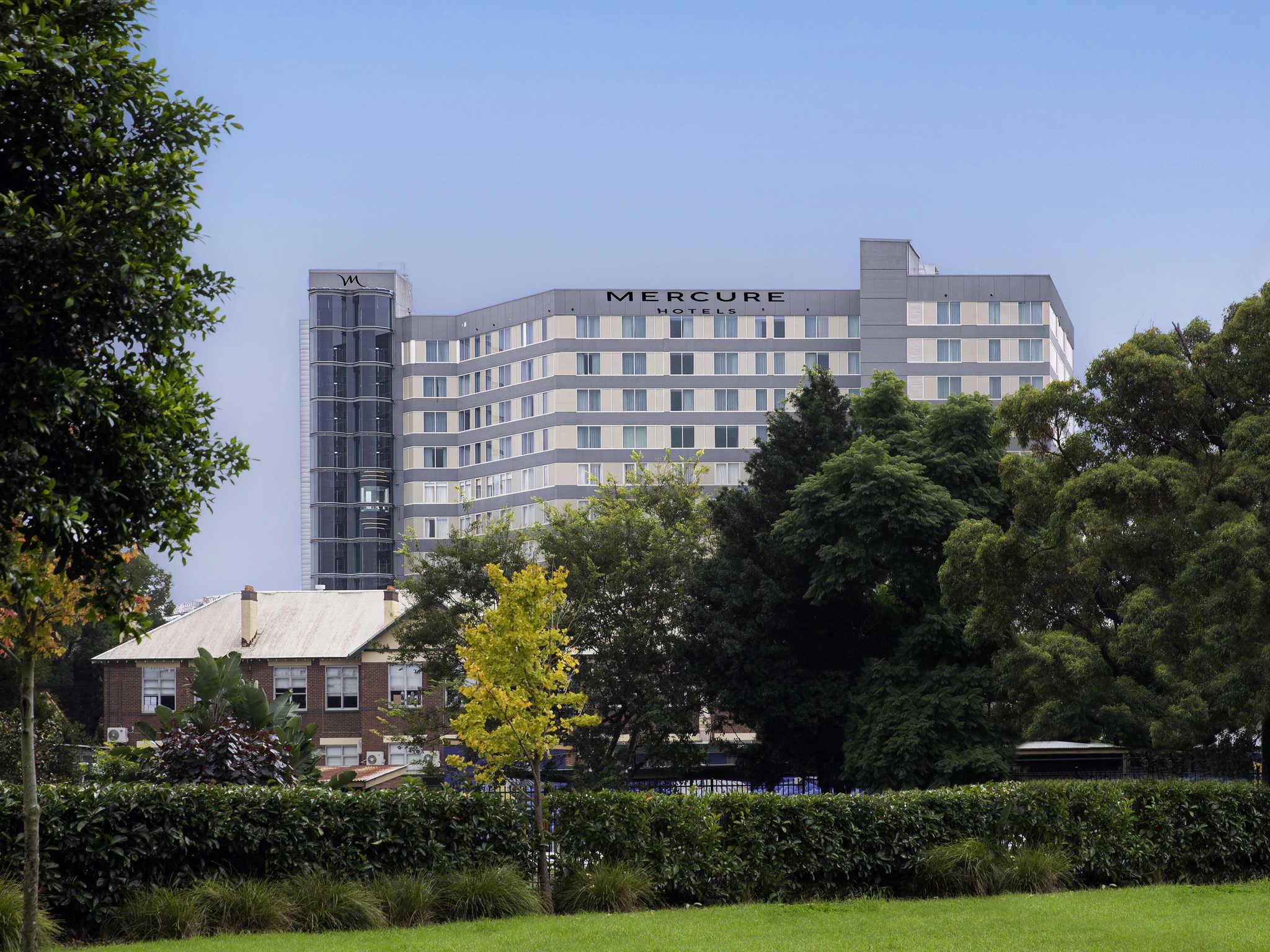 Mercure Sydney Bankstown Eksteriør bilde