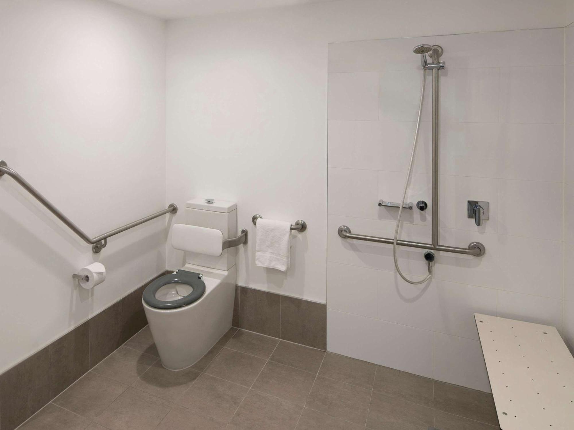 Mercure Sydney Bankstown Eksteriør bilde