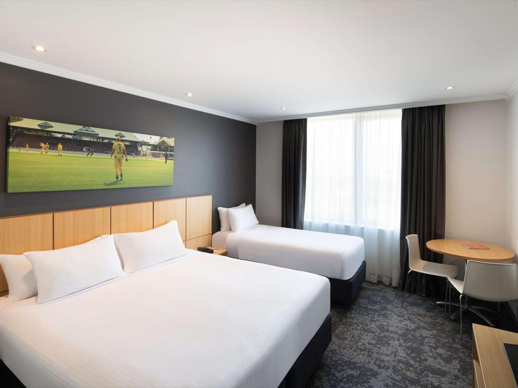 Mercure Sydney Bankstown Eksteriør bilde