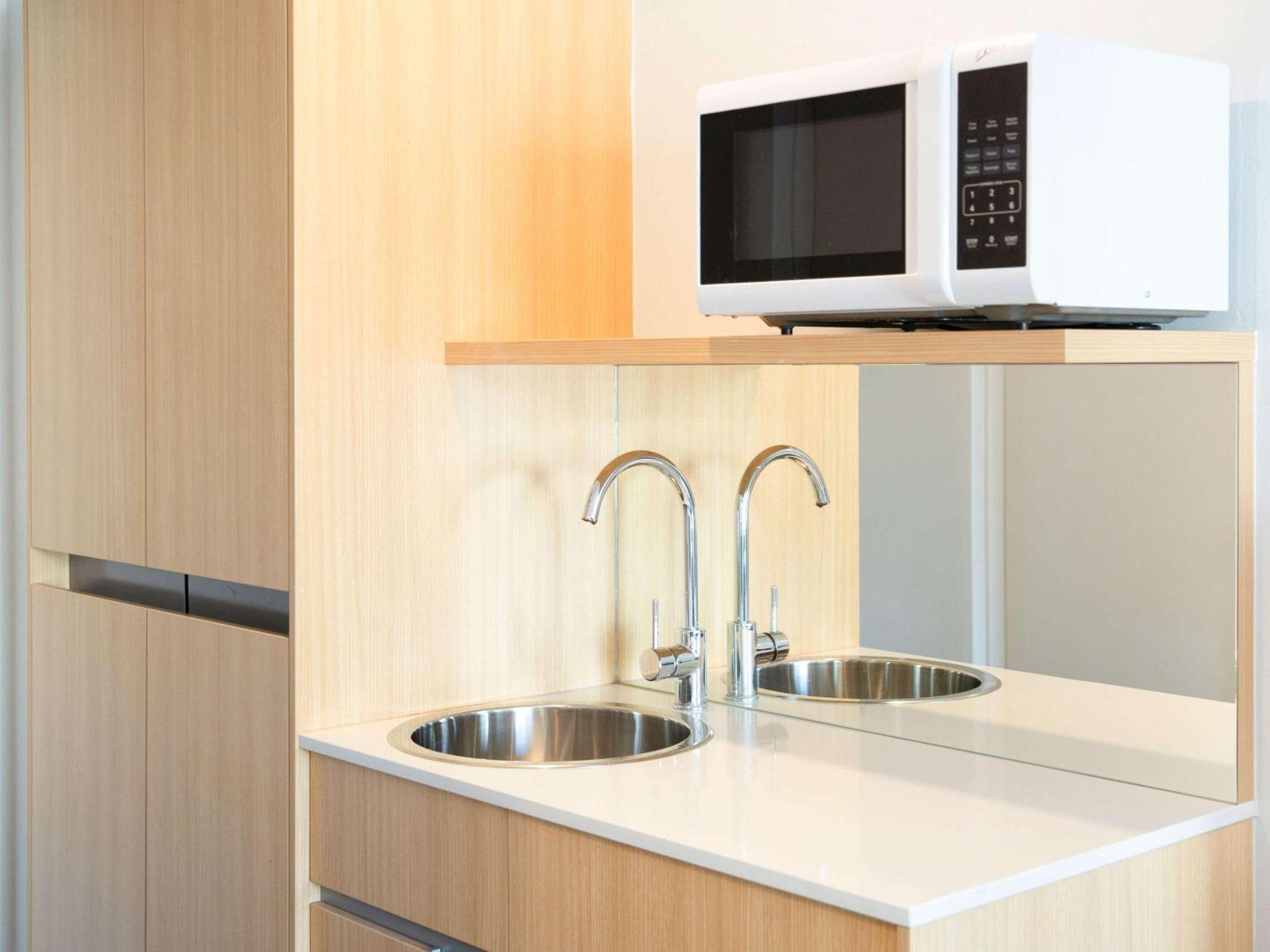 Mercure Sydney Bankstown Eksteriør bilde