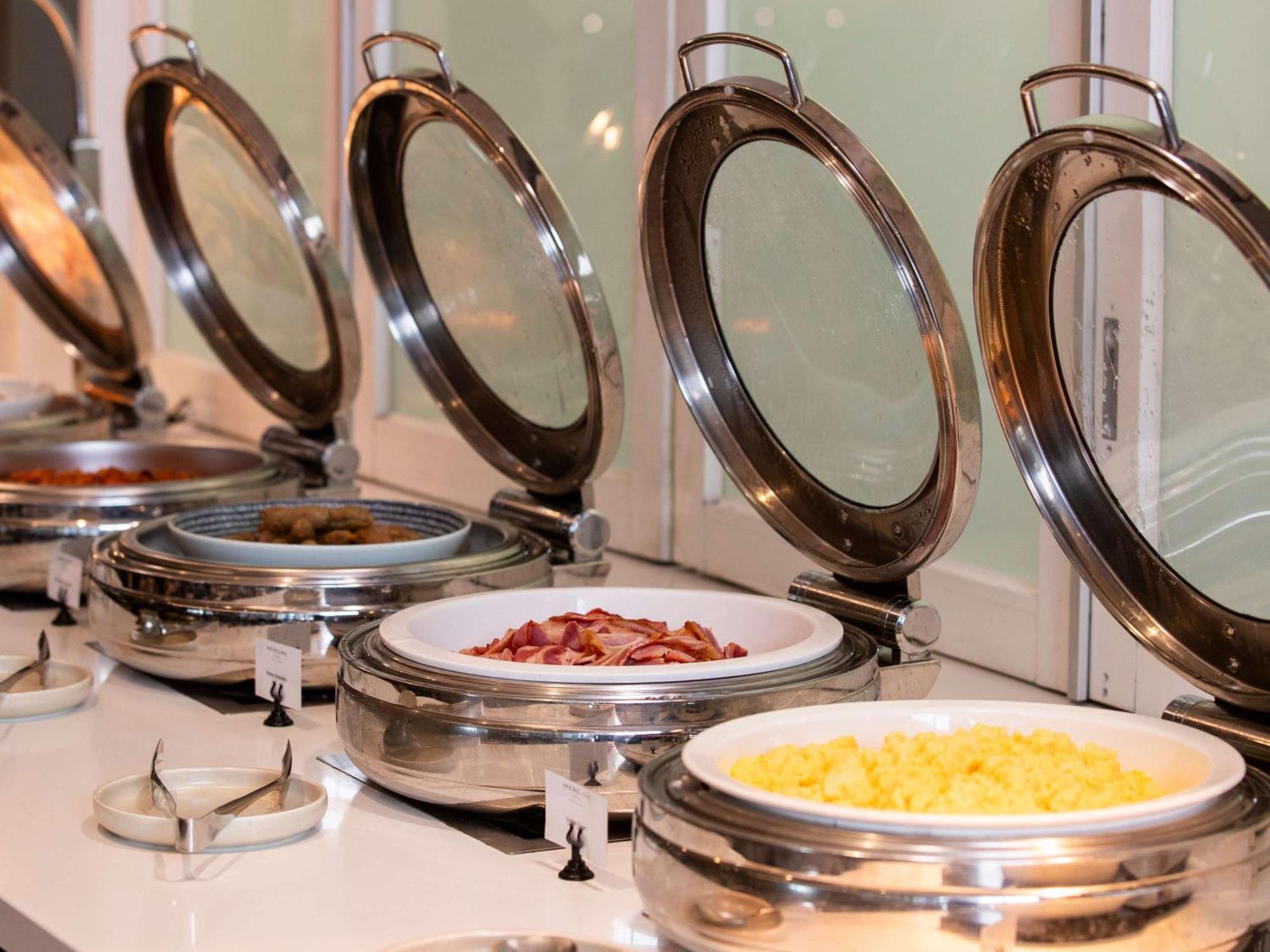 Mercure Sydney Bankstown Eksteriør bilde